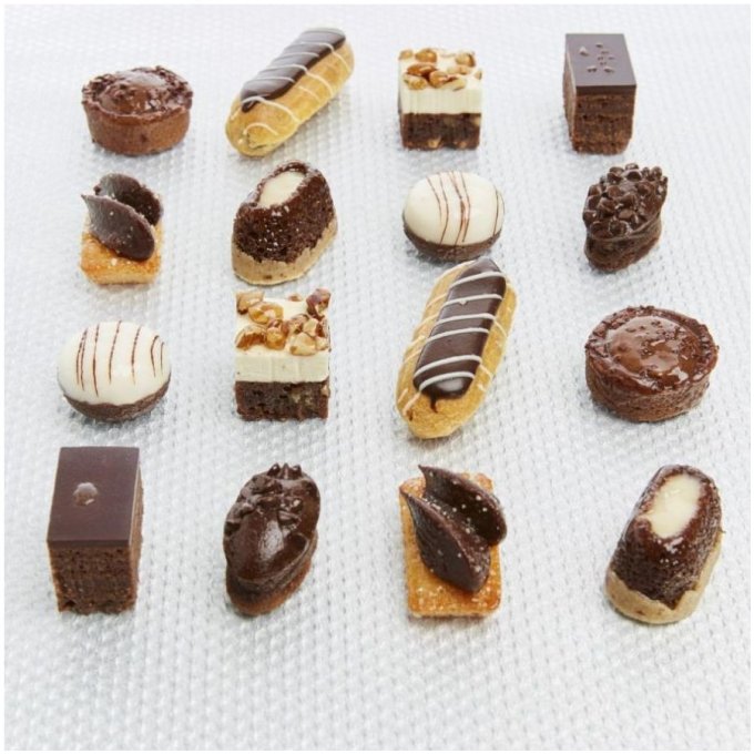 Assortiment de petits fours (x 3) (catalogue de fêtes 2024)