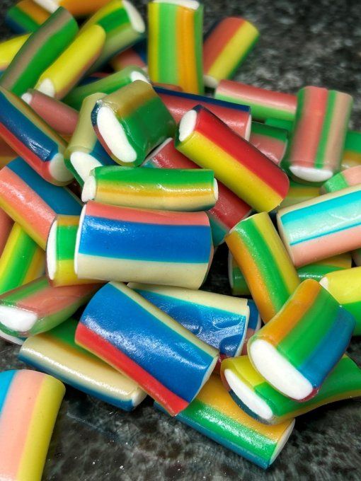 bonbons moches lisses mélange bonbons fruités colorés surprise