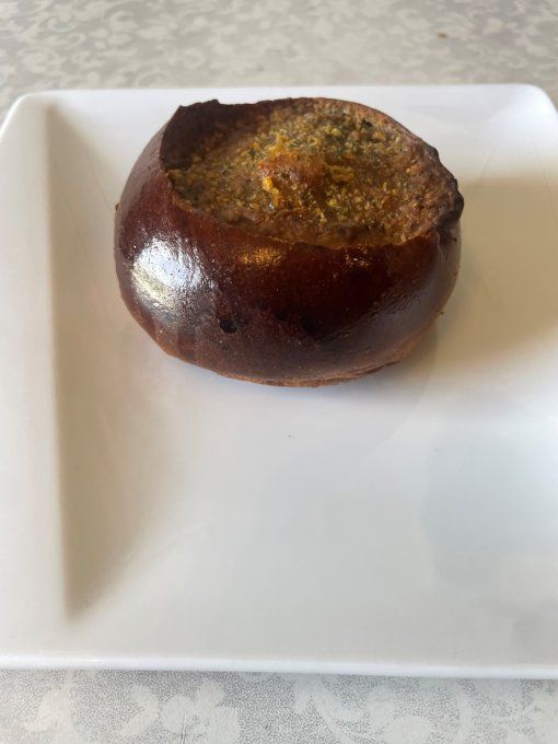 Brioche poulet sauce champignons, butternut et Porto (140 grammes) (catalogue de fêtes 2025)