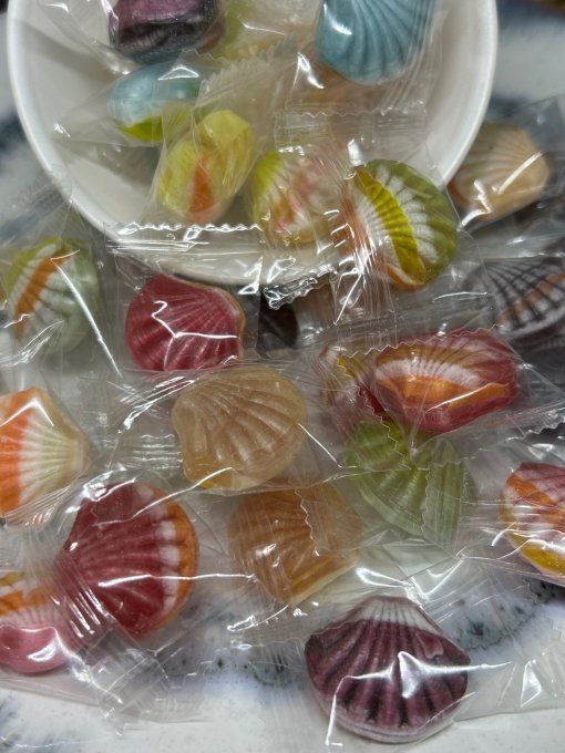 coques fourrees fruits kubli bonbon coquillage sucre cuit petillant candy bar