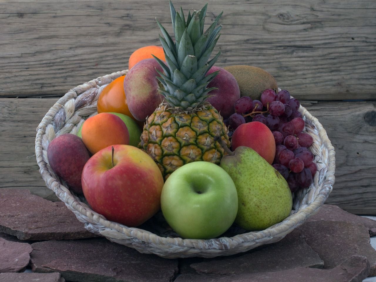 Corbeille de fruits frais entiers (8 kilos environ) (catalogue de fêtes 2021)