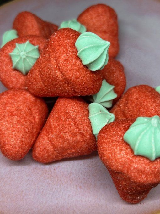 Fraise xxl marshmallow guimauve géante pour candy bar anniversaire gâteau de bonbons