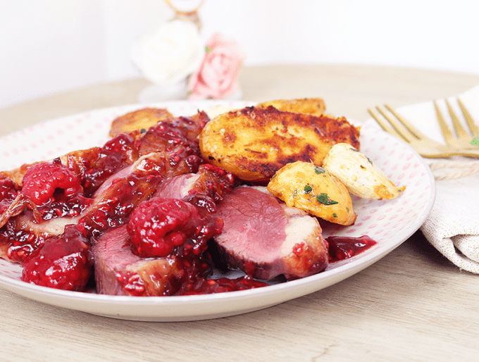 Magret de canard pour 2 personnes sauce aux fruits rouges (450 grammes) (Saint Valentin 2023)