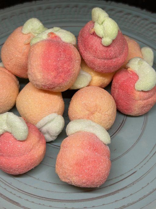 Marshmallow pêche fourré Bulgari pour candy bar mariage anniversaire baptême