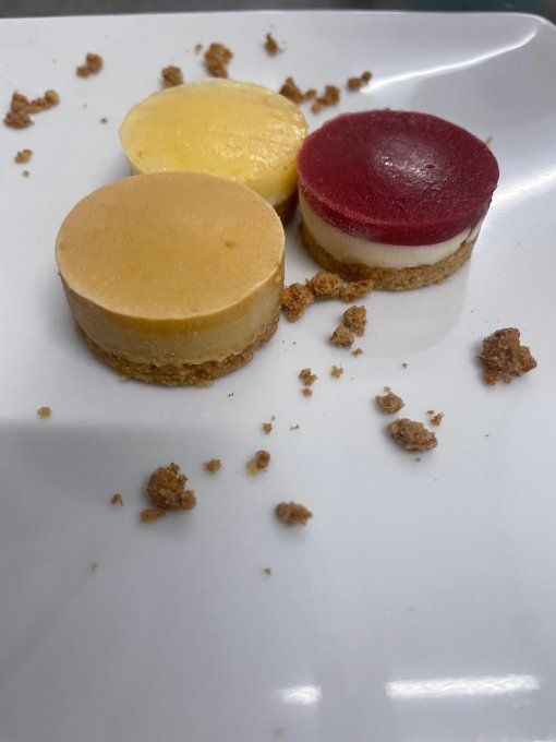 Assortiment de 3 mini cheesecakes (catalogue de fêtes 2025)
