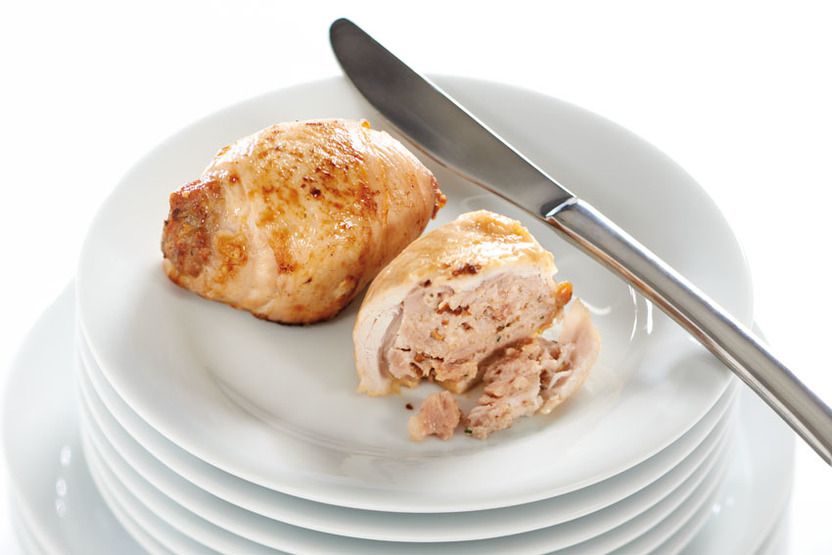 Moelleux de poulet farci aux champignons sauce aux girolles (170 grammes) -En 24h-