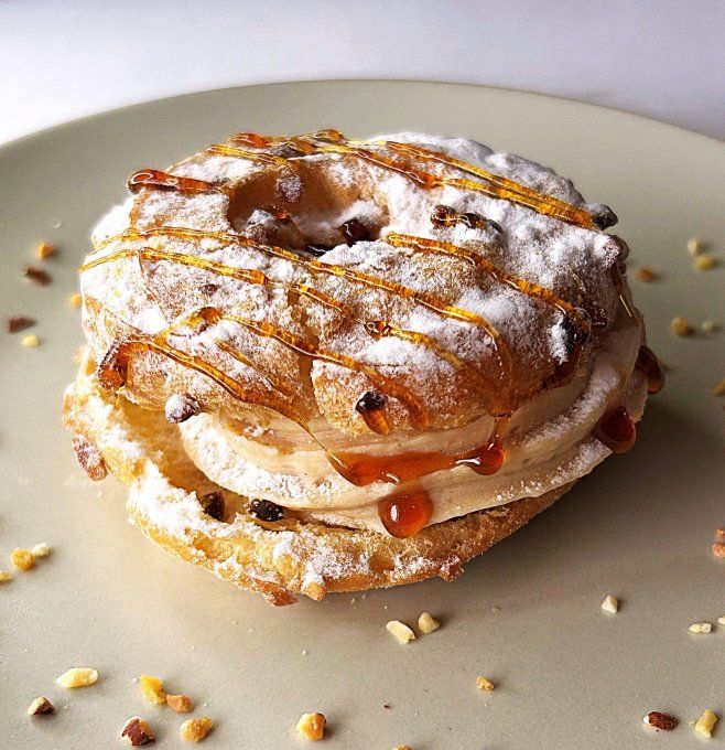 Paris-Brest dessert gourmand au praliné