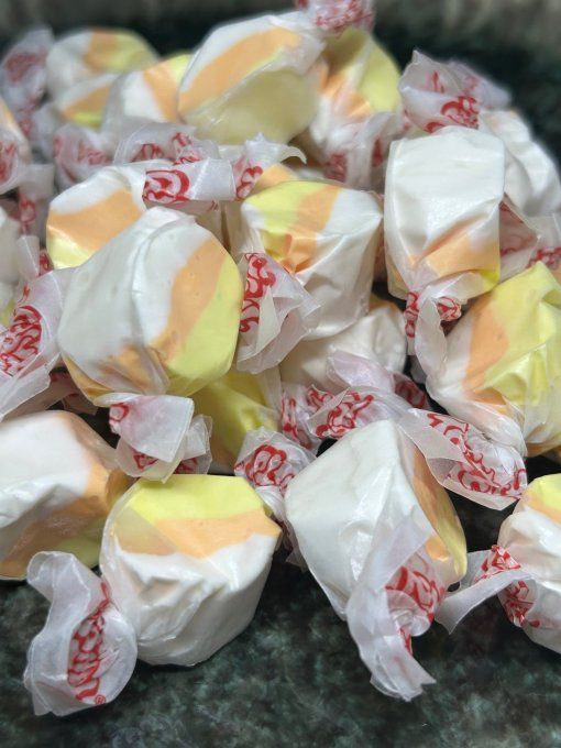taffy town candy corn bonbon américain moelleux saveur candy corn gourmand