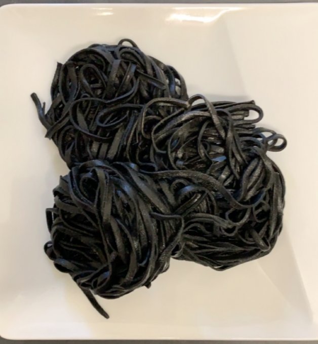 Taglierini à l'encre de seiche (120 grammes) -En 24h-