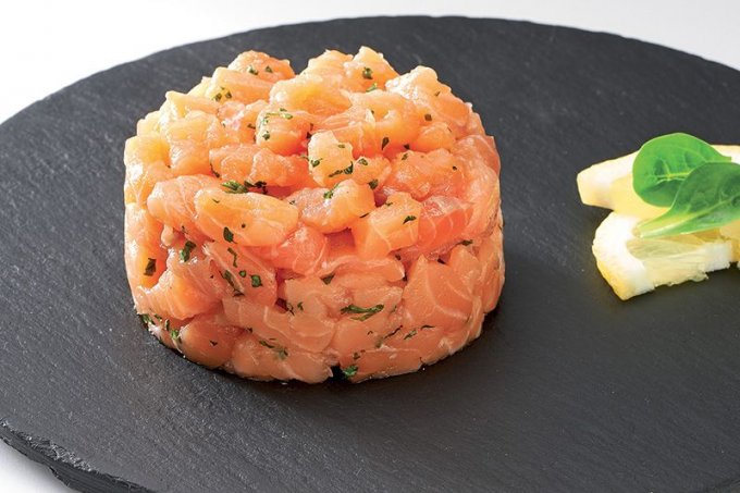 Tartare de saumon aux agrumes et à la ciboulette (80 grammes) -En 24h-