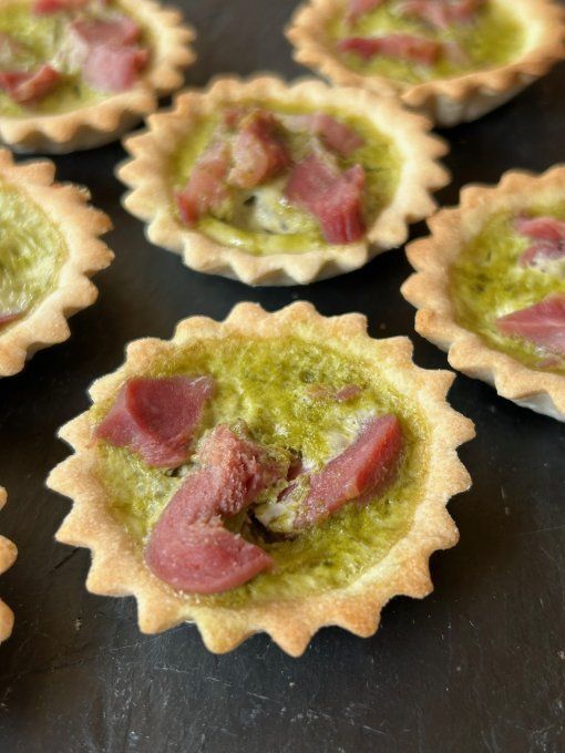 Mini tartelette gésiers confits pesto (buffet)